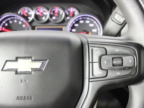 Used 2022 Chevrolet Silverado 1500 Custom w/ Safety Confidence Package image 24
