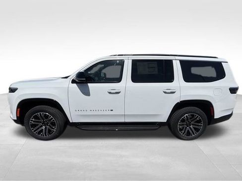 New 2026 Jeep Grand Wagoneer 2WD image 3