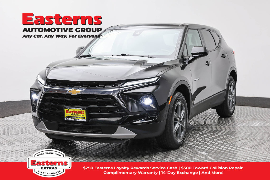 Used 2024 Chevrolet Blazer LT AWD/4WD image 1