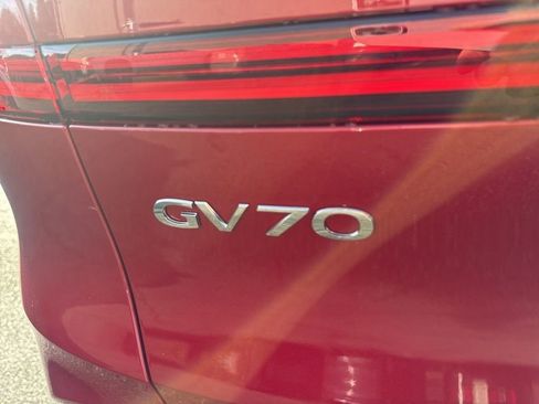 New 2026 Genesis GV70 2.5T Select image 11