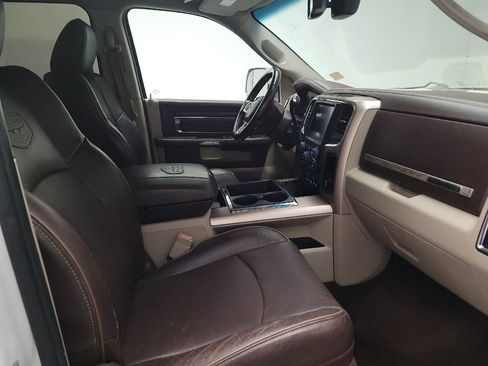 Used 2015 RAM 2500 Longhorn RWD image 21