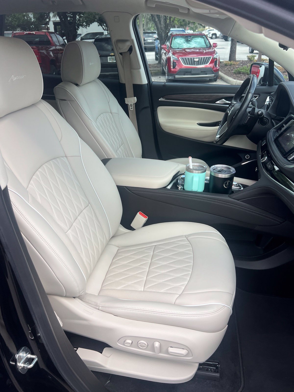 Used 2024 Buick Enclave Avenir w/ Avenir Technology Package FWD image 12