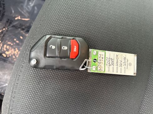 Used 2022 Jeep Wrangler Sport S image 29