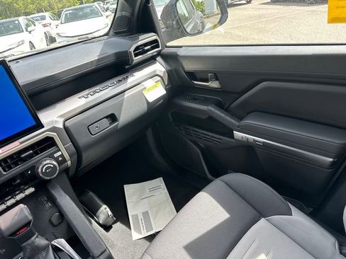 New 2026 Toyota Tacoma TRD Off-Road AWD/4WD image 18