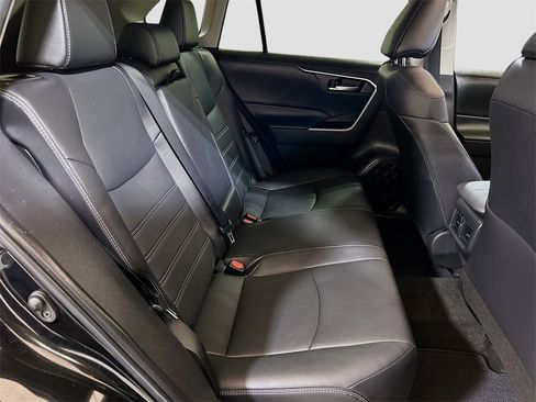 Used 2023 Toyota RAV4 XLE Premium image 24