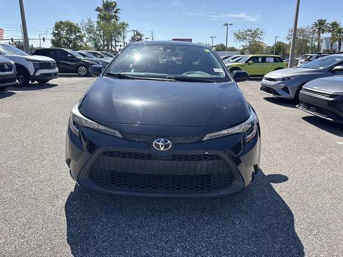 Used 2021 Toyota Corolla LE w/ LE Convenience Package image 9