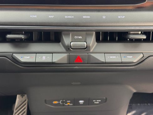 Used 2024 Kia EV9 GT-Line image 31