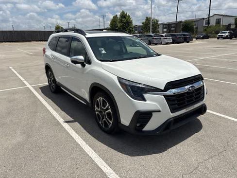 Used 2023 Subaru Ascent Limited w/ Technology Package AWD/4WD image 7