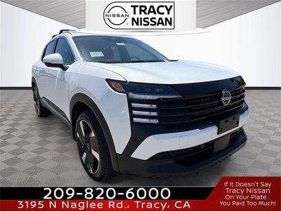 New 2025 Nissan Kicks SR