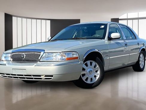 Used 2004 Mercury Grand Marquis LS RWD image 1