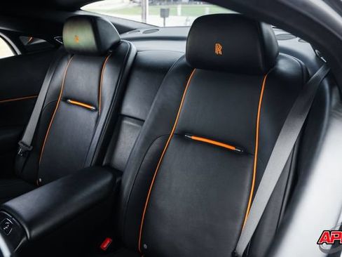 Used 2015 Rolls-Royce Wraith RWD image 27