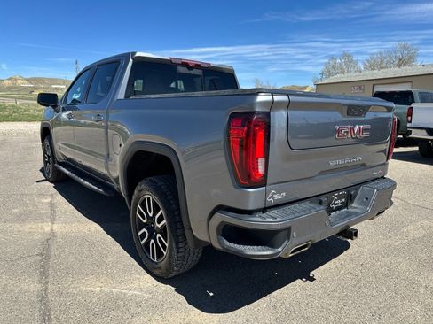 Used 2021 GMC Sierra 1500 AT4 w/ AT4 Premium Package AWD/4WD image 27