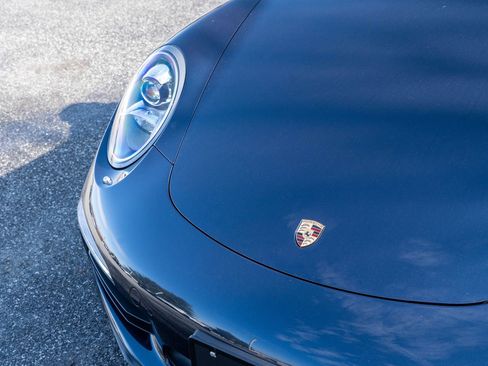 Certified 2015 Porsche 911 Targa 4S image 19