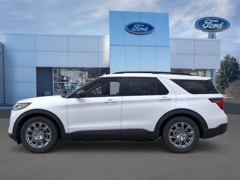 New 2026 Ford Explorer Active image 3