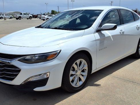 Used 2024 Chevrolet Malibu LT FWD image 4