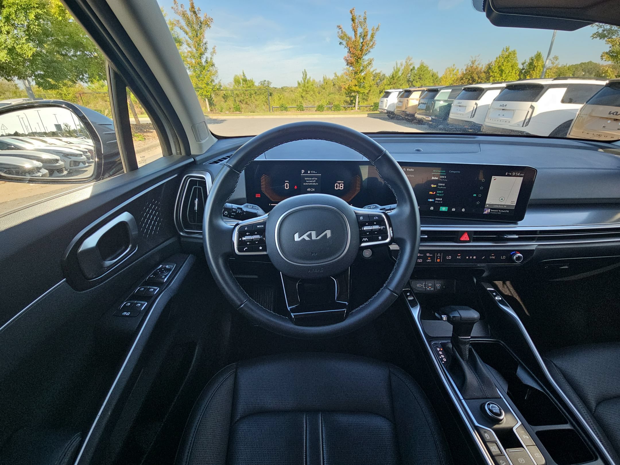 Used 2025 Kia Sorento EX w/ Panoramic Sunroof Package FWD image 24