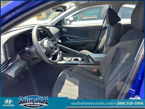 Certified 2023 Hyundai Elantra SEL FWD image 16