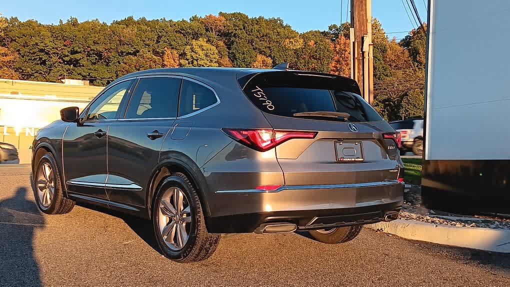 Used 2024 Acura MDX SH-AWD image 3