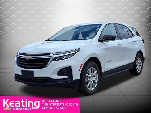 Used 2022 Chevrolet Equinox LS w/ LS Convenience Package AWD/4WD image 4
