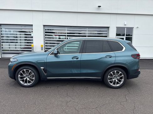 Certified 2024 BMW X5 xDrive50e w/ Executive Package AWD/4WD image 2