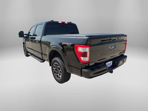 Used 2021 Ford F150 Lariat w/ Equipment Group 502A High AWD/4WD image 3