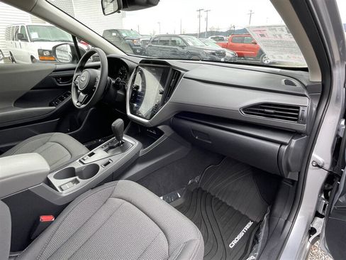 Used 2024 Subaru Crosstrek 2.0i Premium AWD/4WD image 9