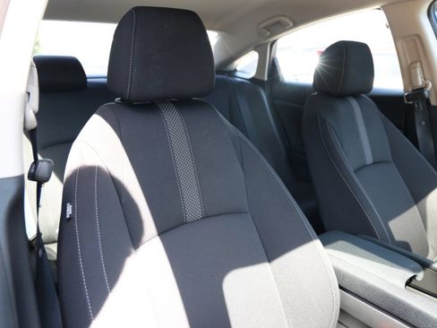 Used 2019 Honda Civic LX image 27