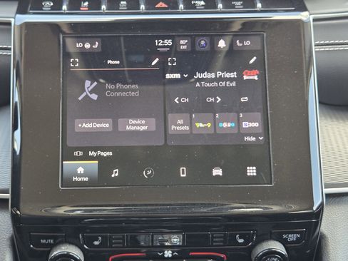 Certified 2023 Jeep Grand Cherokee Laredo w/ Luxury Tech Group I AWD/4WD image 18