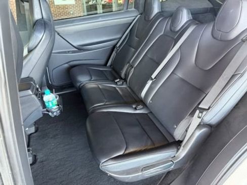 Used 2018 Tesla Model X AWD/4WD image 7