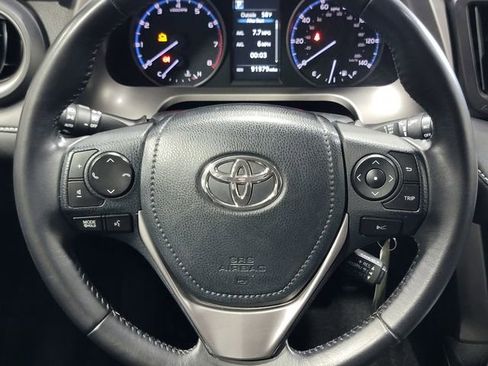 Used 2017 Toyota RAV4 XLE AWD/4WD image 26