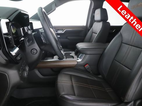 Used 2024 Chevrolet Silverado 1500 High Country w/ High Country Premium Package image 16