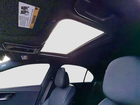 Used 2025 Mercedes-Benz C 300 Sedan image 27