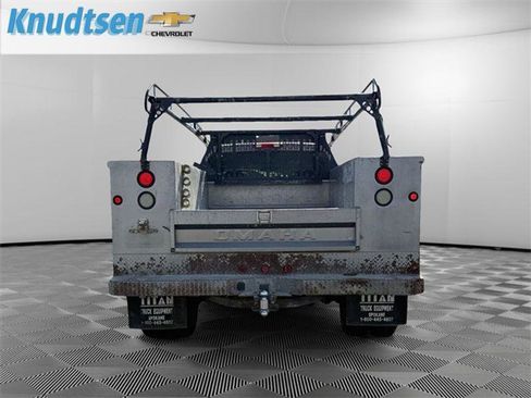 Used 2007 Chevrolet Silverado 3500 LT w/ Heavy-Duty Power Package image 4