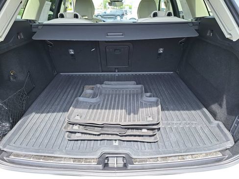 Used 2023 Volvo XC60 B5 Ultimate AWD/4WD image 24