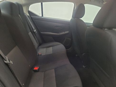 Used 2024 Nissan Sentra SV image 19