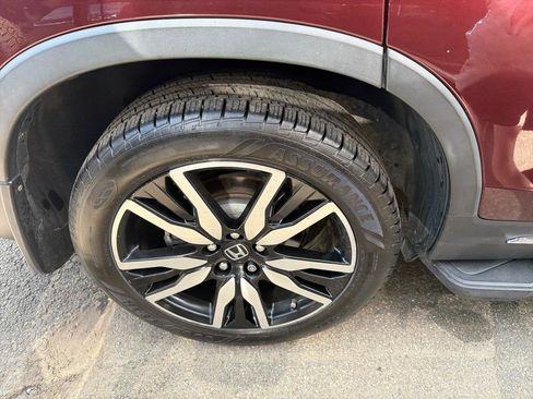 Used 2020 Honda Pilot Touring image 5