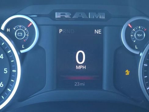 New 2026 RAM 2500 Tradesman AWD/4WD image 29