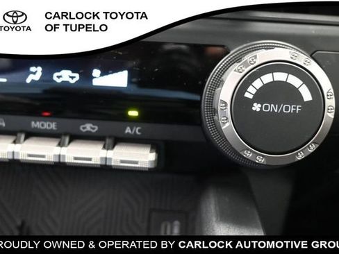 Used 2025 Toyota RAV4 XLE w/ Convenience Package FWD image 15