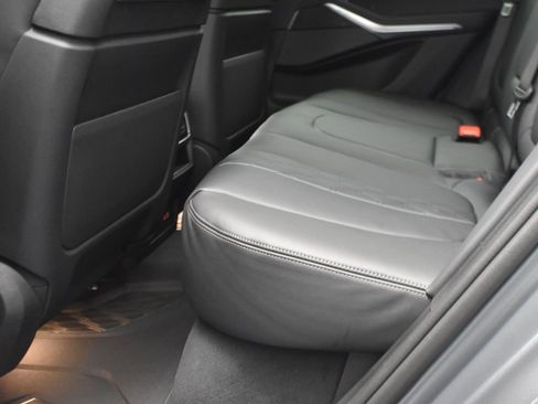 New 2026 BMW X5 M60i image 14