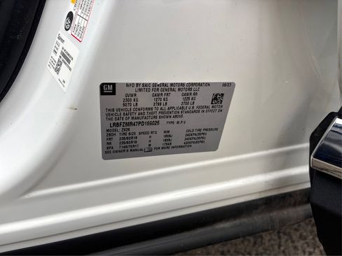 Used 2023 Buick Envision Preferred AWD/4WD image 17