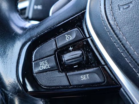 Used 2019 BMW 530i xDrive w/ Convenience Package image 26