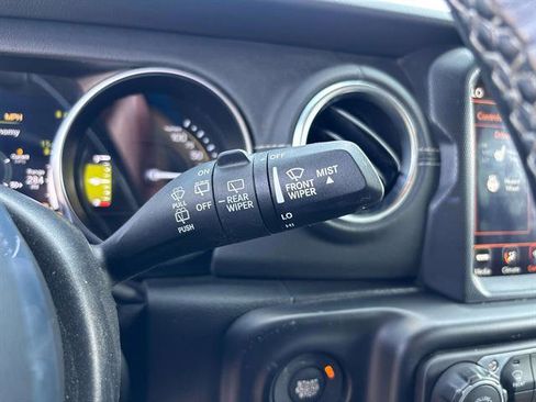 Certified 2021 Jeep Wrangler Unlimited Sahara w/ Cold Weather Group image 25