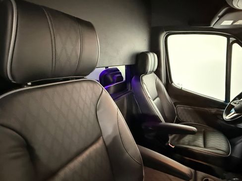 Used 2022 Mercedes-Benz Sprinter 3500 image 27