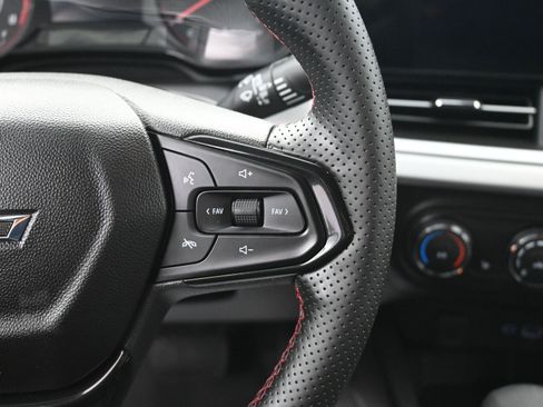 Certified 2024 Chevrolet Trax RS w/ Driver Confidence Package image 12