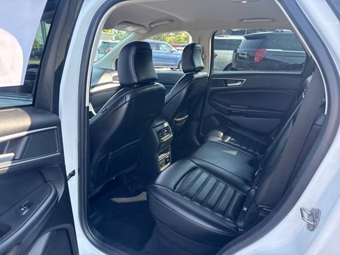 Used 2024 Ford Edge SEL w/ Convenience Package AWD/4WD image 16