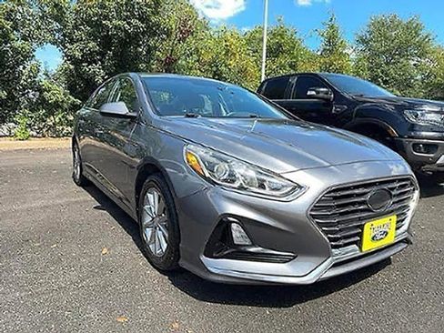Used 2018 Hyundai Sonata ECO FWD image 1