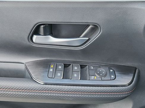 New 2026 Nissan Kicks SR image 29