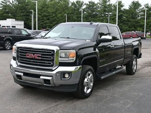 Used 2016 GMC Sierra 2500 SLT w/ Duramax Plus Package AWD/4WD image 2