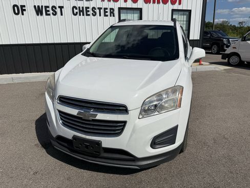 Used 2015 Chevrolet Trax LT w/ LPO, Cargo Package FWD image 3