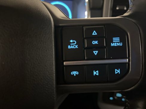 Used 2021 Ford F150 Lariat w/ Equipment Group 501A Mid image 16